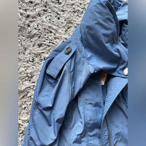Light blue Burberry Trench Coat - Picture 10 of 14